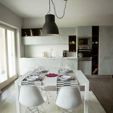 Hill House Valpolicella Verona